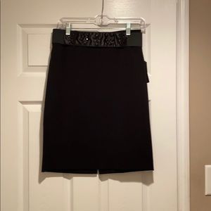 Belted A-line skirt